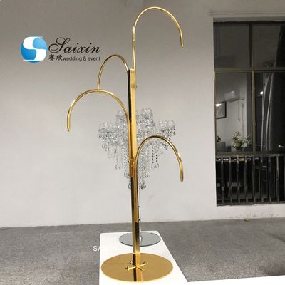 ZT-560 Saixin new wedding design table centerpieces 4 hooks gold metal support for hanging crystal chandelier