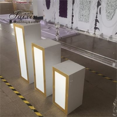 Factory wholesale square gold side white  acrylic pedestal columns for wedding event
