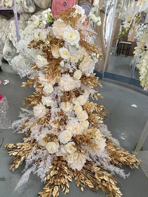 Wedding Decoration Supplies Custom Color Silk Wedding Floral Table Runner Sweetheart Table Artificial Flowers
